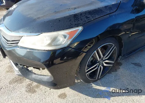 2017 Honda Accord Sport z USA, uszkodzony, nr VIN 1HGCR2F58HA128818